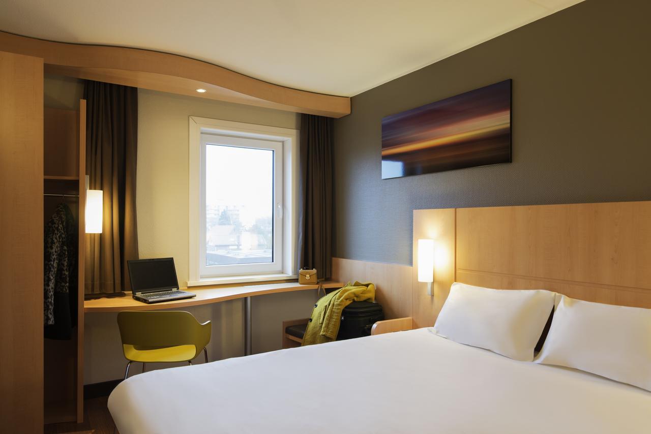 Hotel Ibis Rotterdam Vlaardingen Esterno foto